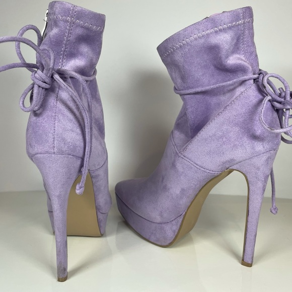 Dazzle shoes platform bootie colour wisteria 7.5.  Use only one time. - Picture 5 of 7